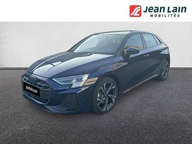 Bleu navarre métallisé Utilisé 2025 Audi A3 Sportback e-tron S-Line Citadine | 51 800 € - Image 1/4