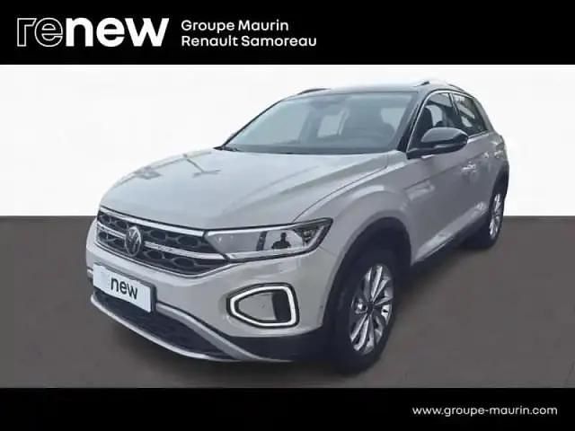 Gris Utilisé 2023 VW T-Roc Style SUV | 26 400 € (Bon prix) - Image 1/4