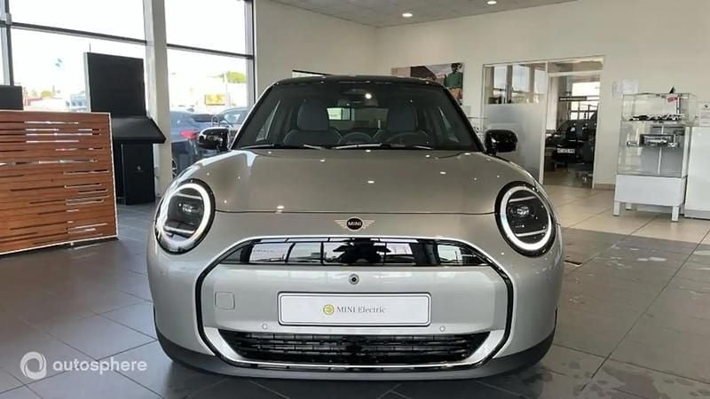 Nouvelle Mini Cooper Classic 136 kW (186 ch) 2025 Citadine