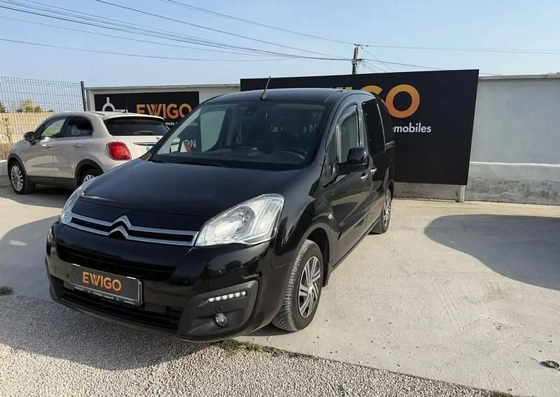 Noir Occasion 2016 Citroën Berlingo Feel Monospace | 12 489 € (Prix cher) - Image 1/4