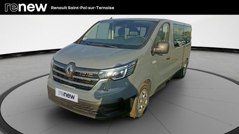 Gris Utilisé 2023 Renault Trafic Zen Van | 31 490 € (Prix assez cher) - Image 1/4