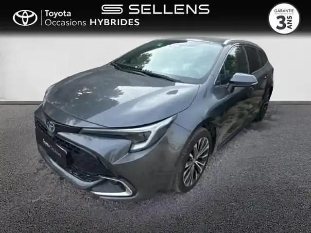 Gris Utilisé 2024 Toyota Corolla Active Break | 28 990 € (Prix juste) - Image 1/4