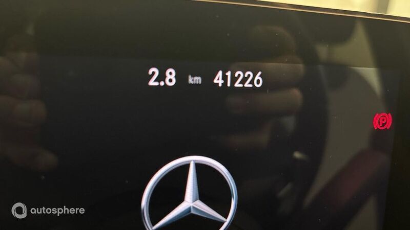 Noir Utilisé 2020 Mercedes B200 AMG line Monospace | 26 499 € (Bon prix) - Image 1/4