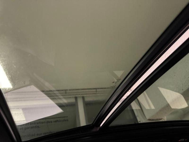Image 2/4