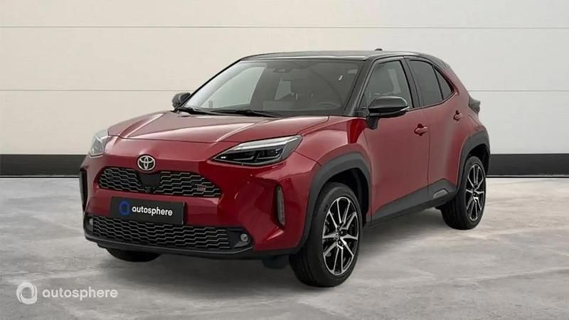 Gris Utilisé 2024 Toyota Yaris Cross Sport SUV | 27 499 € (Prix assez cher) - Image 1/4