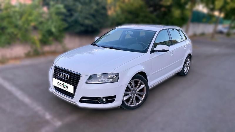 Blanc Utilisé 2012 Audi A3 Sportback Ambition Berline | 7 990 € (Prix juste) - Image 1/4