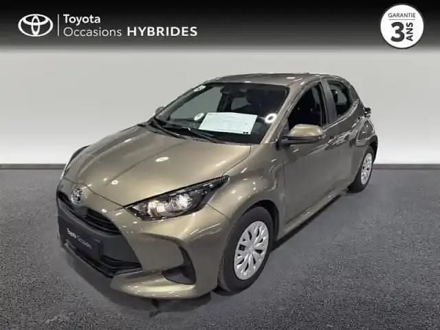 Bronze imper Occasion 2022 Toyota Yaris Hybrid Berline | 17 890 € (Bon prix) - Image 1/4