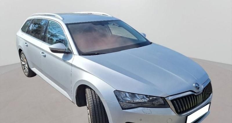 Occasion 2022 Skoda Superb Style Break | 25 990 € (Prix juste) - Image 1/4