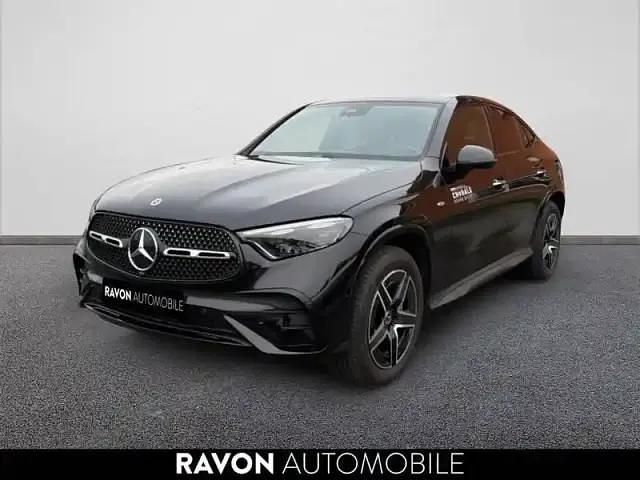 Noir obsidienne Nouvelle 2025 Mercedes GLC300 Coupé | 90 249 € (Prix assez cher) - Image 1/4
