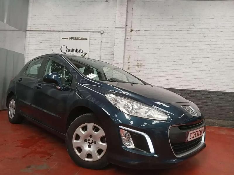 Bleu Utilisé 2013 Peugeot 308 Berline | 5 990 € (Prix assez cher) - Image 1/4