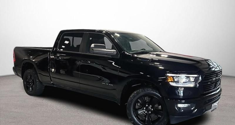 Noir Utilisé 2023 Dodge Ram Pick-up | 51 639 € (Prix juste) - Image 1/4