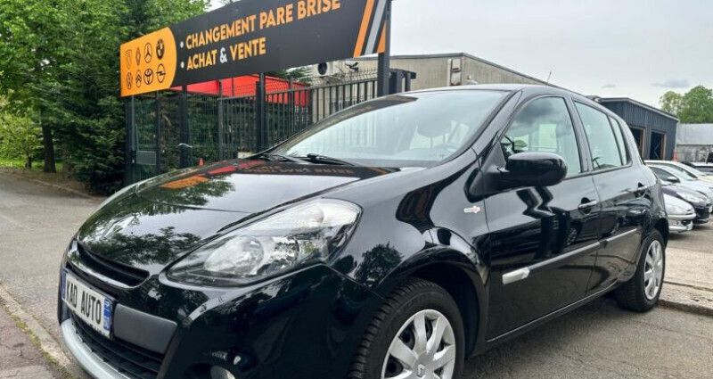 Utilisé 2012 Renault Clio III Citadine | 5 495 € (Prix juste) - Image 1/4