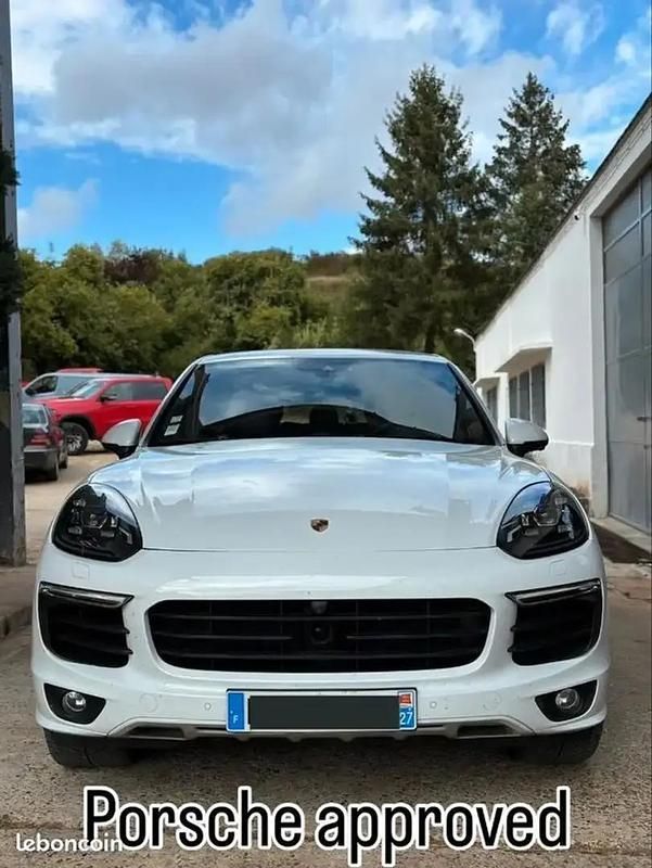 Blanc Utilisé 2017 Porsche Cayenne S E-Hybrid Platinum Edition SUV | 39 990 € - Image 1/4