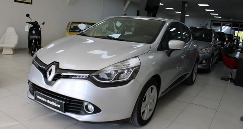 Utilisé 2015 Renault Clio IV Zen Citadine | 8 990 € (Prix juste) - Image 1/4