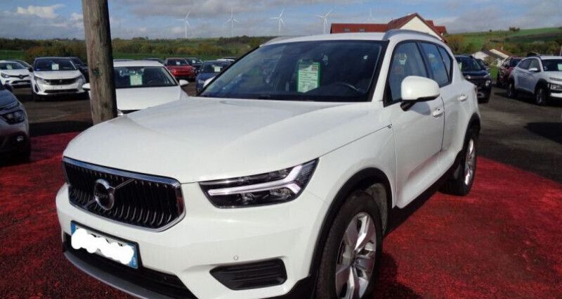 Utilisé 2018 Volvo XC40 Momentum SUV | 29 800 € - Image 1/4