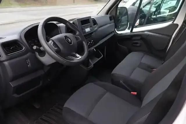 Occasion Renault Master 2023 Blanc mineral Berline