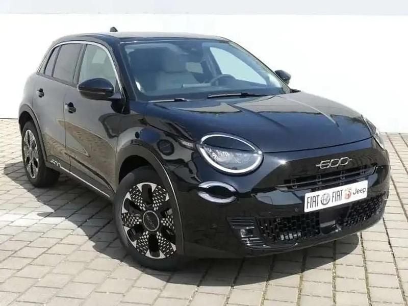 Noir Nouvelle 2025 Fiat 600 La Prima Berline | 27 490 € (Prix juste) - Image 1/4