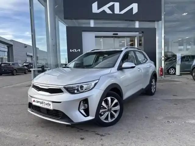 Gris aluminium mã©tallisã© Occasion 2023 Kia Stonic Active SUV | 18 999 € (Prix juste) - Image 1/4