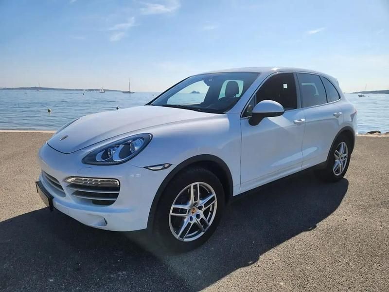 Blanc Utilisé 2014 Porsche Cayenne Edition SUV | 44 900 € (Prix cher) - Image 1/4