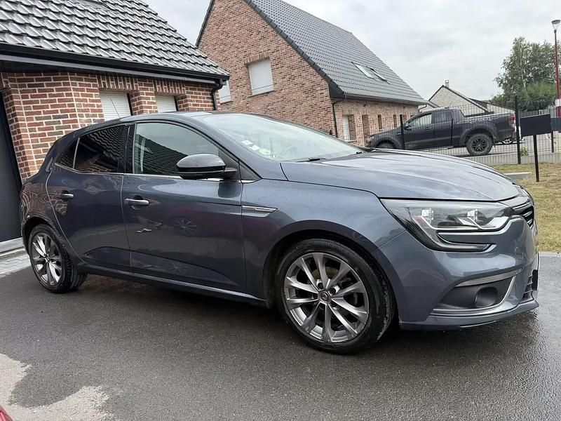 Utilisé 2018 Renault Mégane IV LIMITED Berline | 11 400 € (Prix juste) - Image 1/4