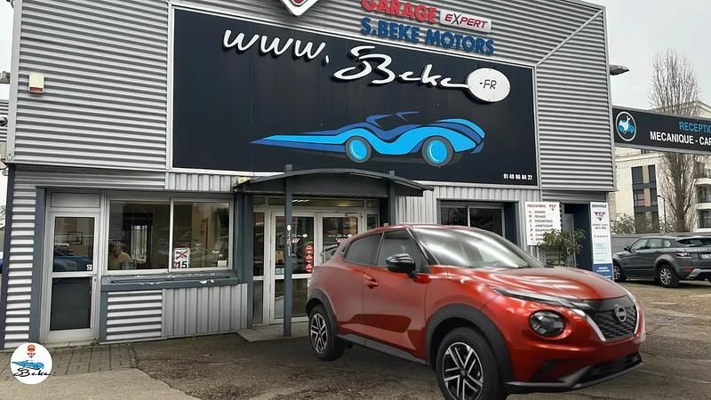 Rouge Nouvelle 2025 Nissan Juke N-Connecta SUV | 25 026 € - Image 1/4