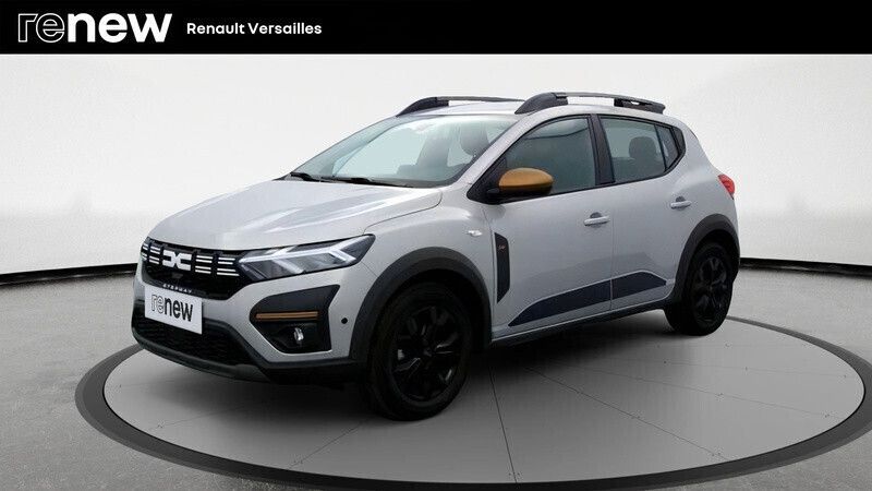 Gris Utilisé 2024 Dacia Sandero Citadine | 17 190 € (Prix juste) - Image 1/4