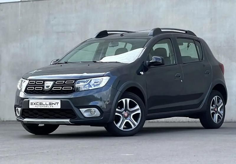 Noir Utilisé 2019 Dacia Sandero Stepway Citadine | 7 450 € (Super prix) - Image 1/4
