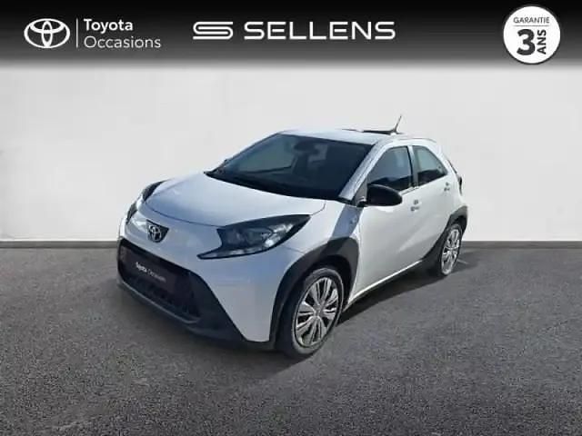 Blanc Utilisé 2022 Toyota Aygo X SUV | 13 280 € - Image 1/4