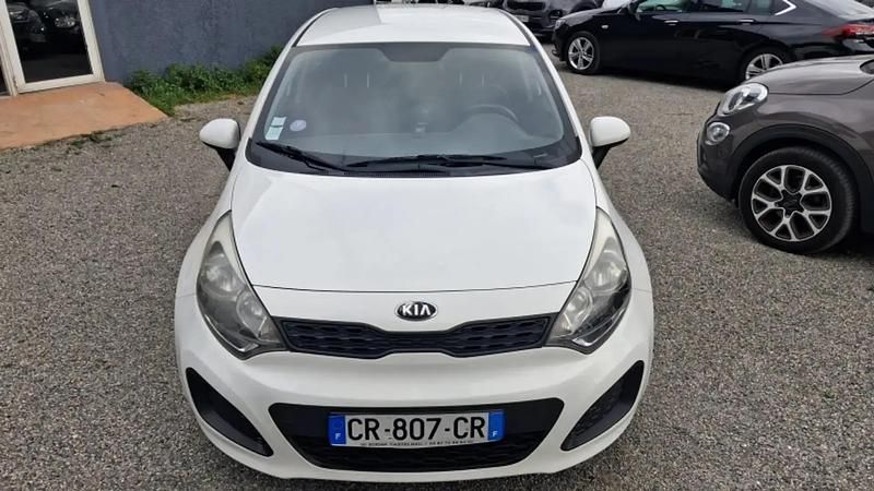 Occasion Kia Rio Motion 86 ch (63 kW) 2013 Blanc Berline
