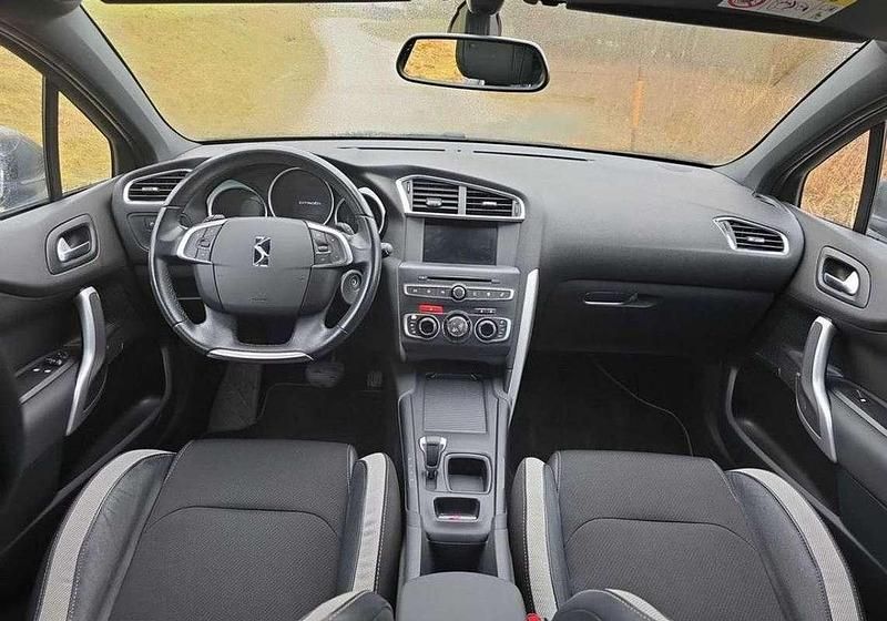 Occasion DS Automobiles DS4 So Chic 114 ch (83 kW) 2015 Coupé