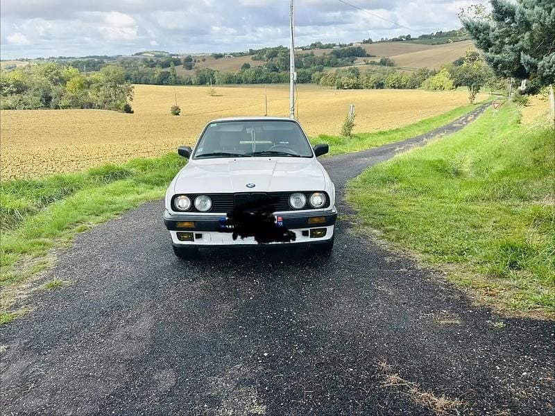 Blanc Occasion 1990 BMW 316 Berline | 7 000 € - Image 1/4