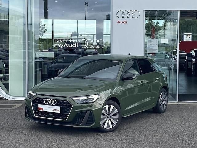 Vert district métallisé Utilisé 2024 Audi A1 Sportback S-Line Citadine | 28 990 € (Prix cher) - Image 1/4