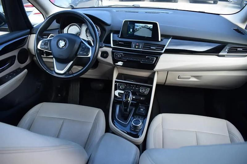 Occasion BMW 220 Luxury Line 193 ch (141 kW) 2019 Bleu Monospace