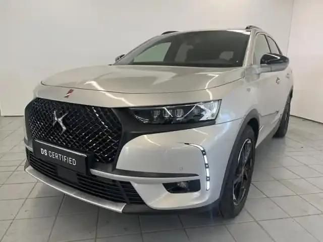 Cristal pearl (nacrée) Utilisé 2021 DS Automobiles DS7 Crossback Performance Line Plus SUV | 29 990 € (Prix cher) - Image 1/4