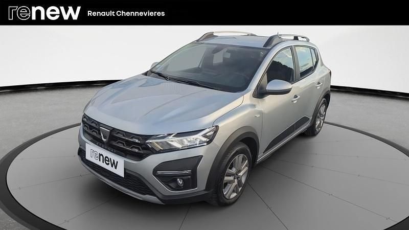 Gris Utilisé 2021 Dacia Sandero Comfort Citadine | 14 290 € (Prix assez cher) - Image 1/4