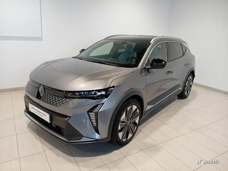Gris Occasion 2024 Renault Scenic E-Tech Iconic SUV | 40 990 € - Image 1/4