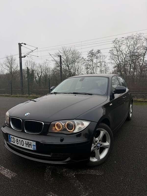 Occasion BMW 118 Sport Line 143 ch (105 kW) 2011 Citadine