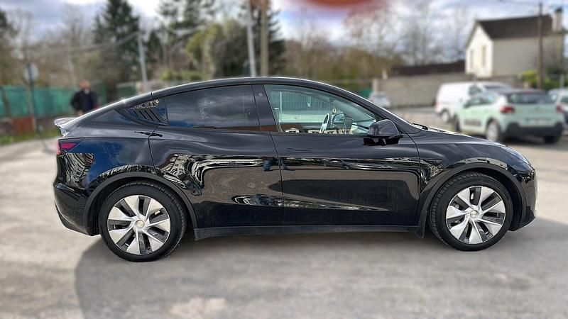 Occasion Tesla Model Y Standard Range 220 kW (300 ch) 2023 Noir SUV