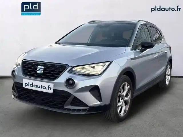 Gris Occasion 2024 Seat Arona SUV | 18 990 € (Prix juste) - Image 1/4