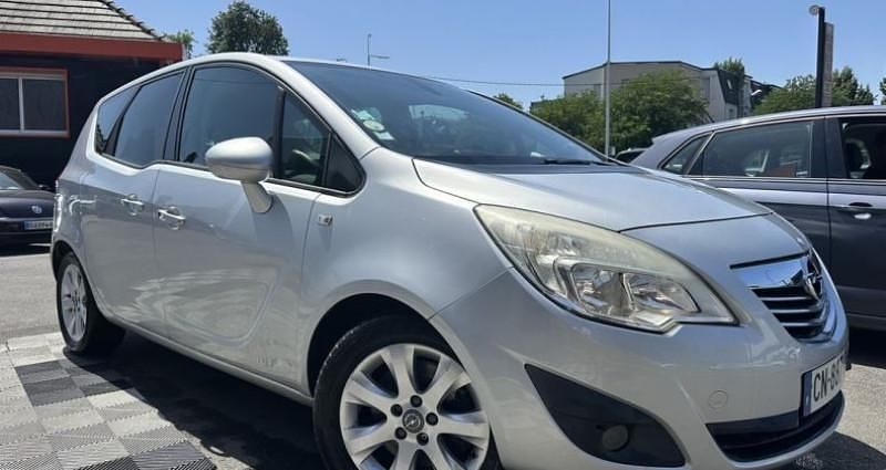 Utilisé 2012 Opel Meriva Cosmo Monospace | 4 490 € (Prix juste) - Image 1/4