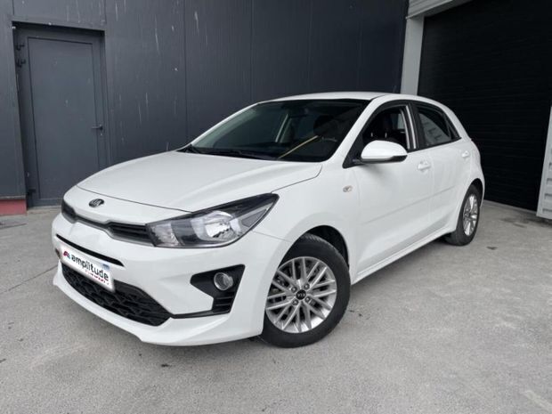 Blanc Utilisé 2021 Kia Rio Active | 14 699 € (Prix juste) - Image 1/4