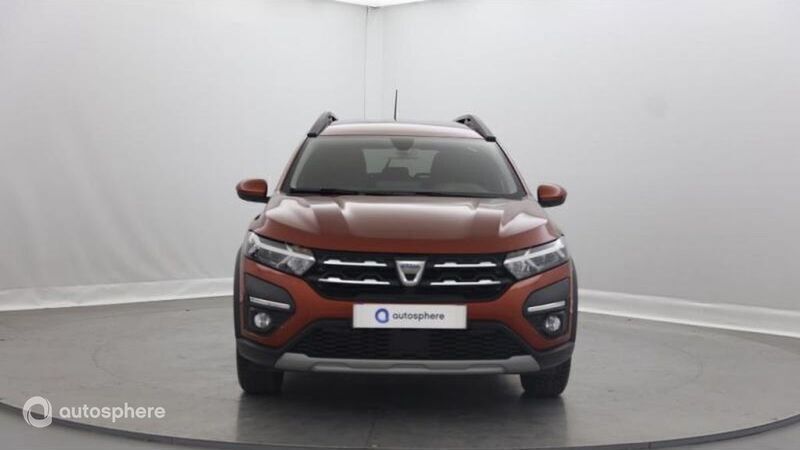 Image 2/4