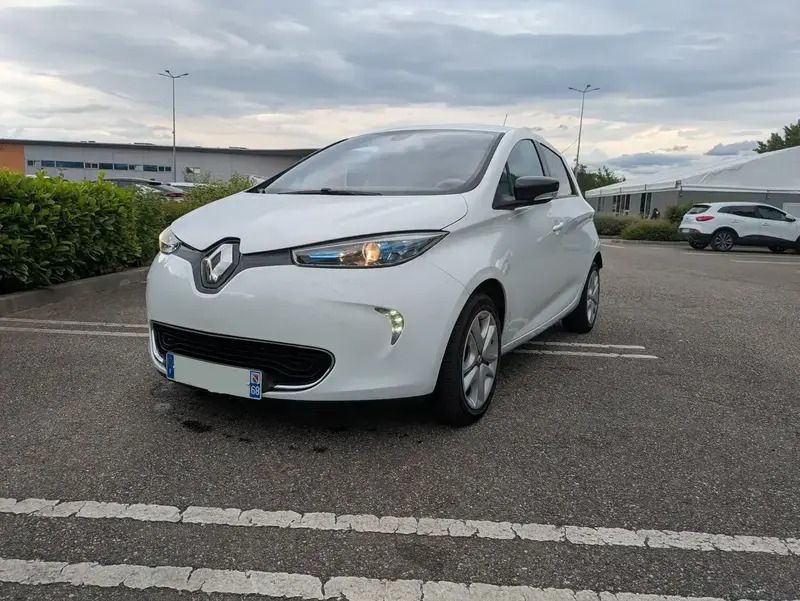 Blanc Utilisé 2015 Renault Zoe Zen Citadine | 6 200 € (Prix juste) - Image 1/4
