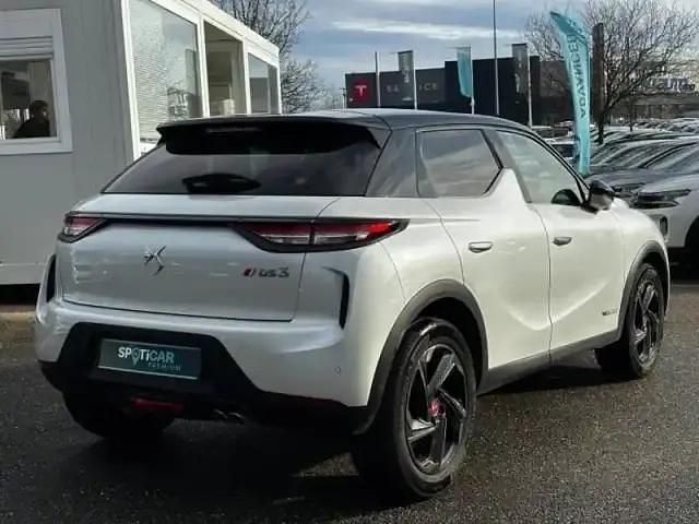 Occasion DS Automobiles DS3 Crossback Performance 2022 Blanc perle nacré  toit noir perla n. SUV