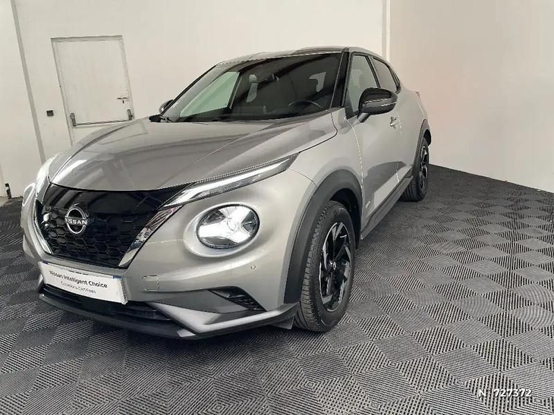 Gris Occasion 2023 Nissan Juke N-Connecta SUV | 23 990 € (Prix juste) - Image 1/4