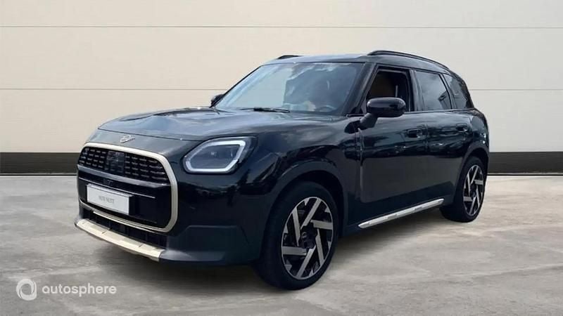 Noir Utilisé 2024 Mini Countryman Favoured SUV | 39 999 € - Image 1/4