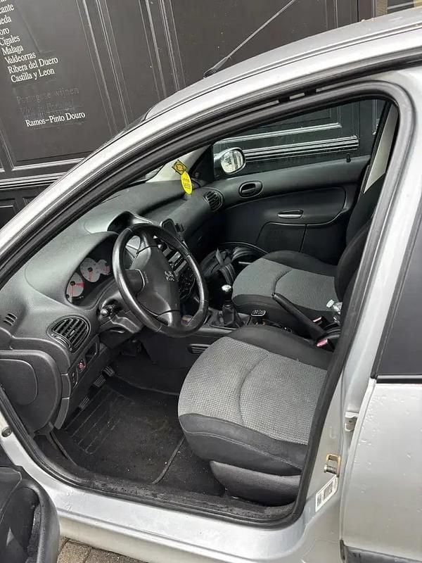 Argent Utilisé 2005 Peugeot 206 Berline | 1 200 € (Bon prix) - Image 1/4