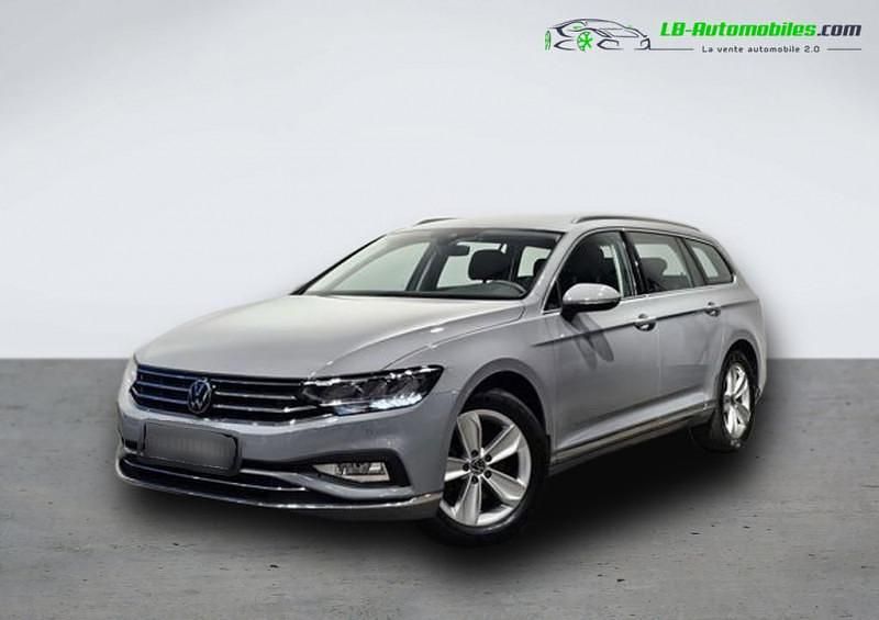 Utilisé 2024 VW Passat Break | 38 500 € (Prix assez cher) - Image 1/4