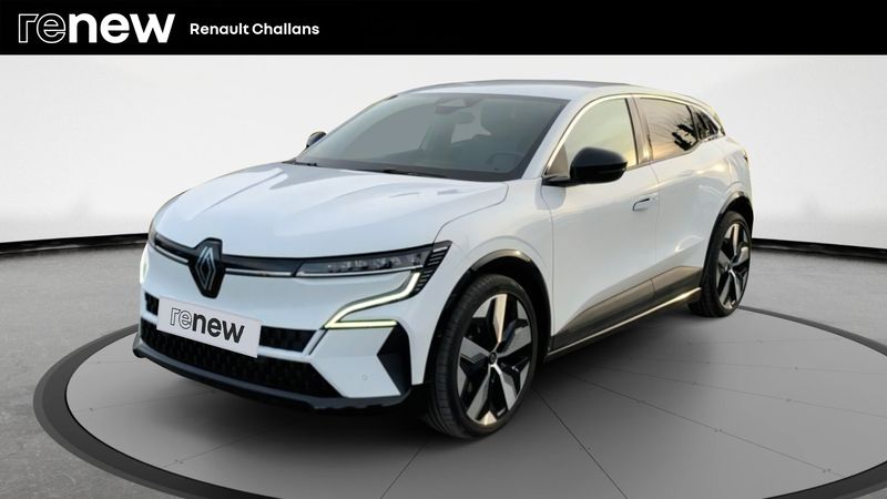 Blanc Utilisé 2022 Renault Mégane Techno Berline | 23 990 € (Bon prix) - Image 1/4