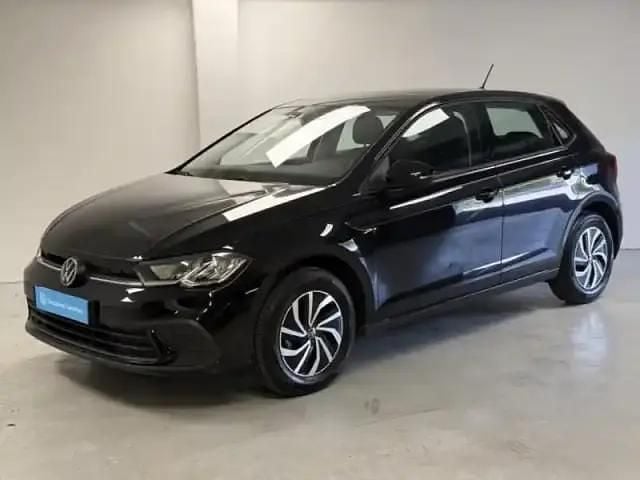 Noir intense nacré Utilisé 2023 VW Polo Life Berline | 17 500 € (Bon prix) - Image 1/4